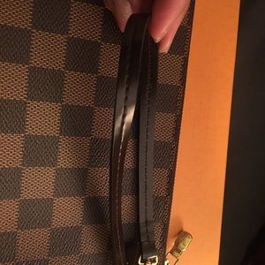 Authentic Louis Vuitton Neverfull MM wristlet